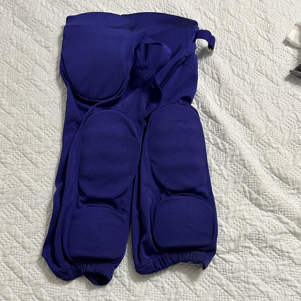 Boy’s purple 6-pad integrated football pant